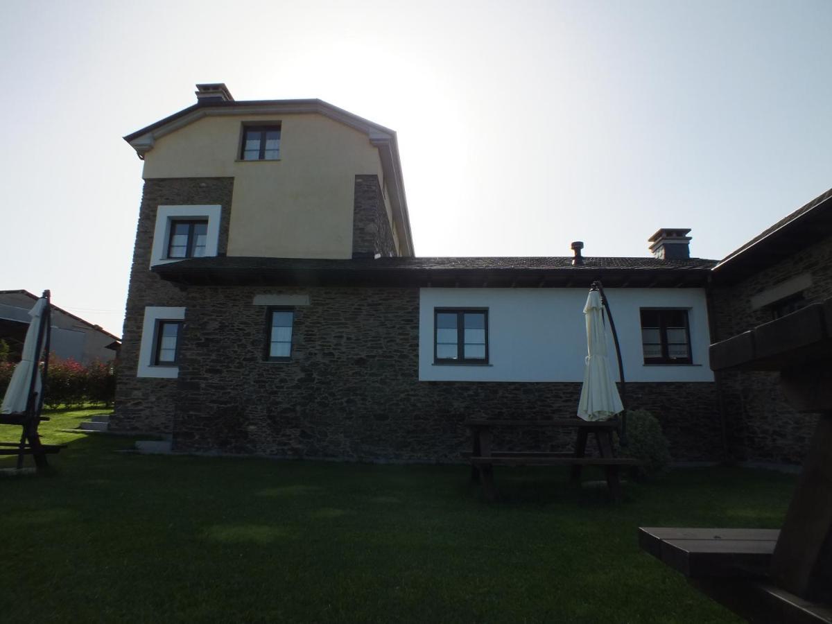 Apartamentos Puerta Del Castro Коанья Экстерьер фото