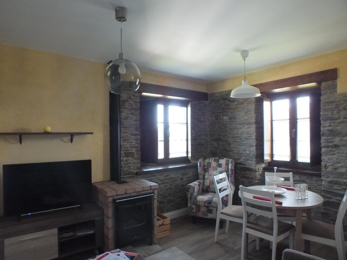 Apartamentos Puerta Del Castro Коанья Экстерьер фото