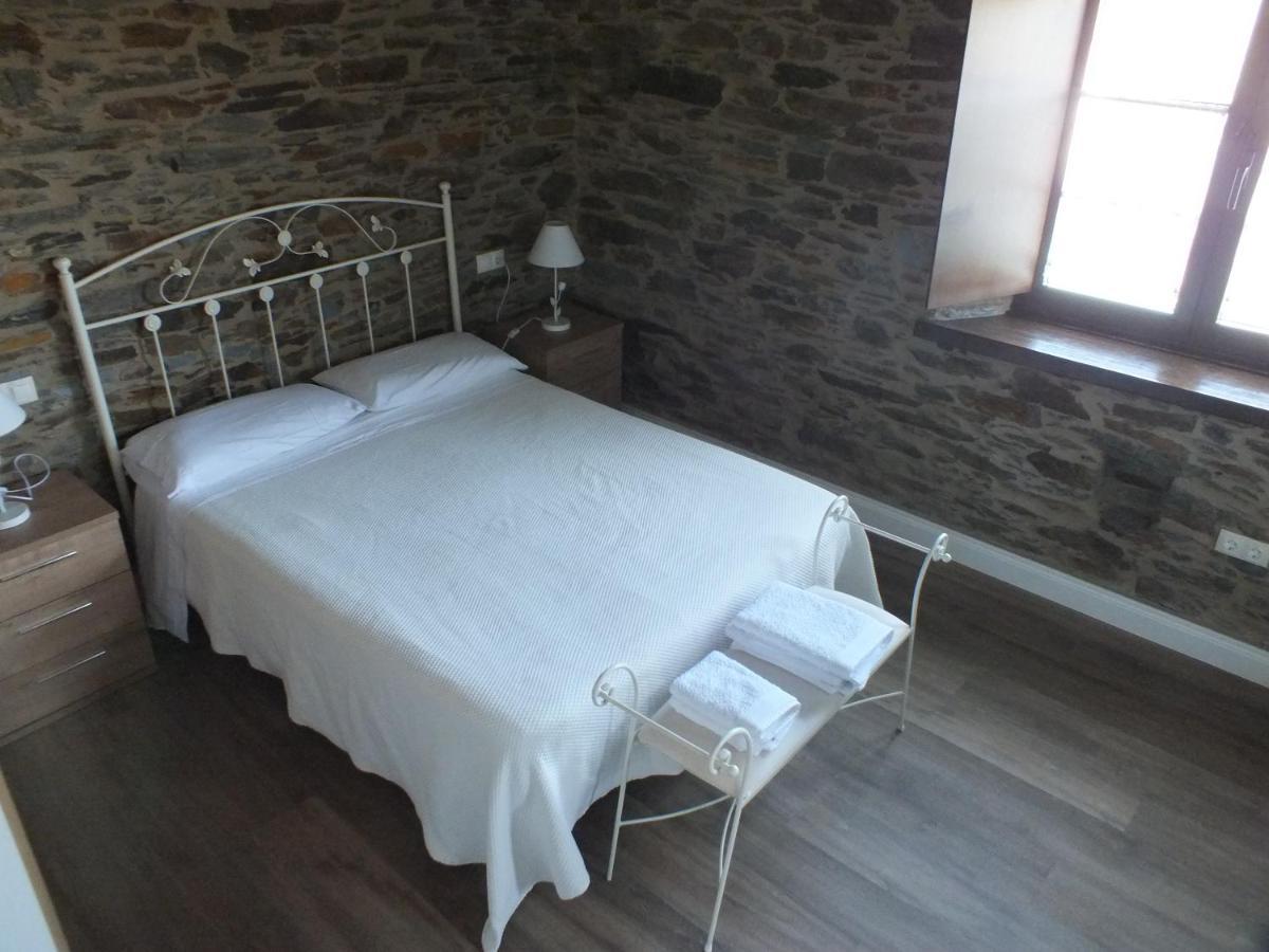 Apartamentos Puerta Del Castro Коанья Экстерьер фото