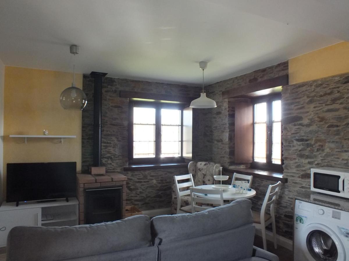 Apartamentos Puerta Del Castro Коанья Экстерьер фото