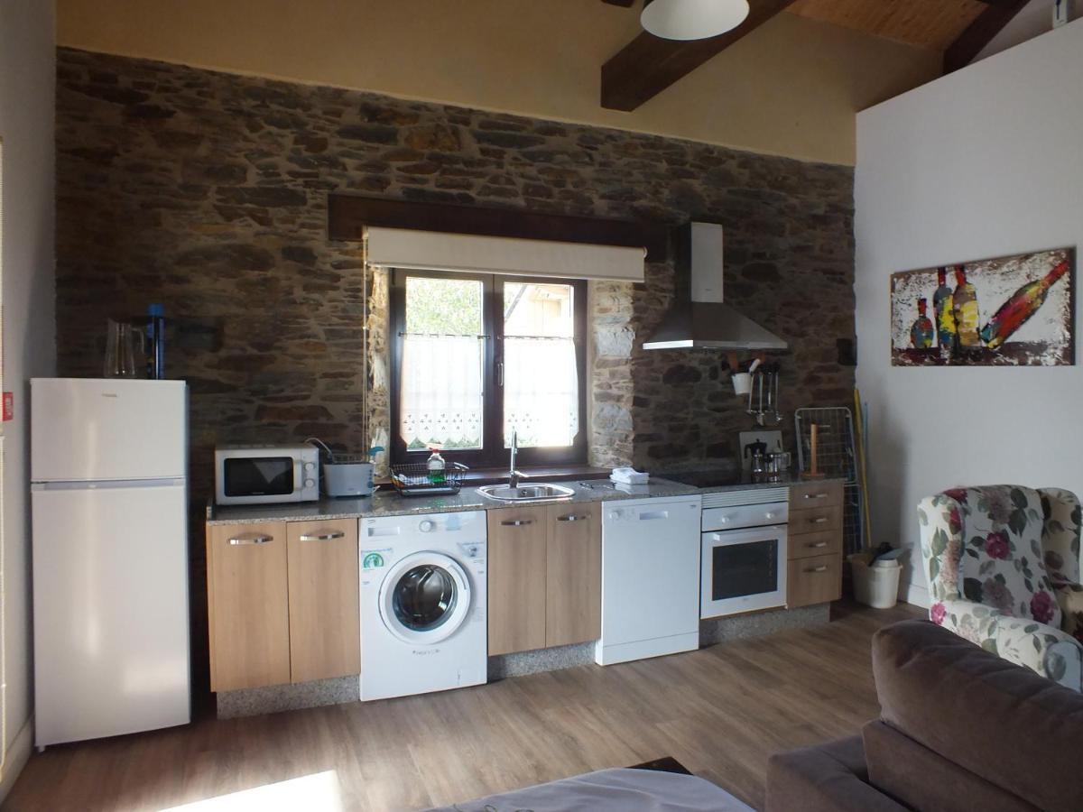 Apartamentos Puerta Del Castro Коанья Экстерьер фото