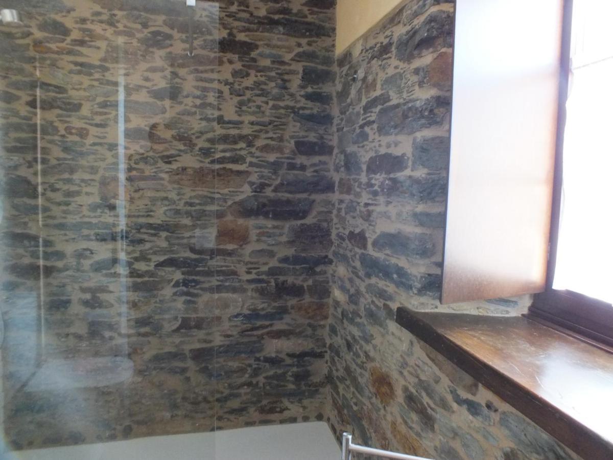 Apartamentos Puerta Del Castro Коанья Экстерьер фото